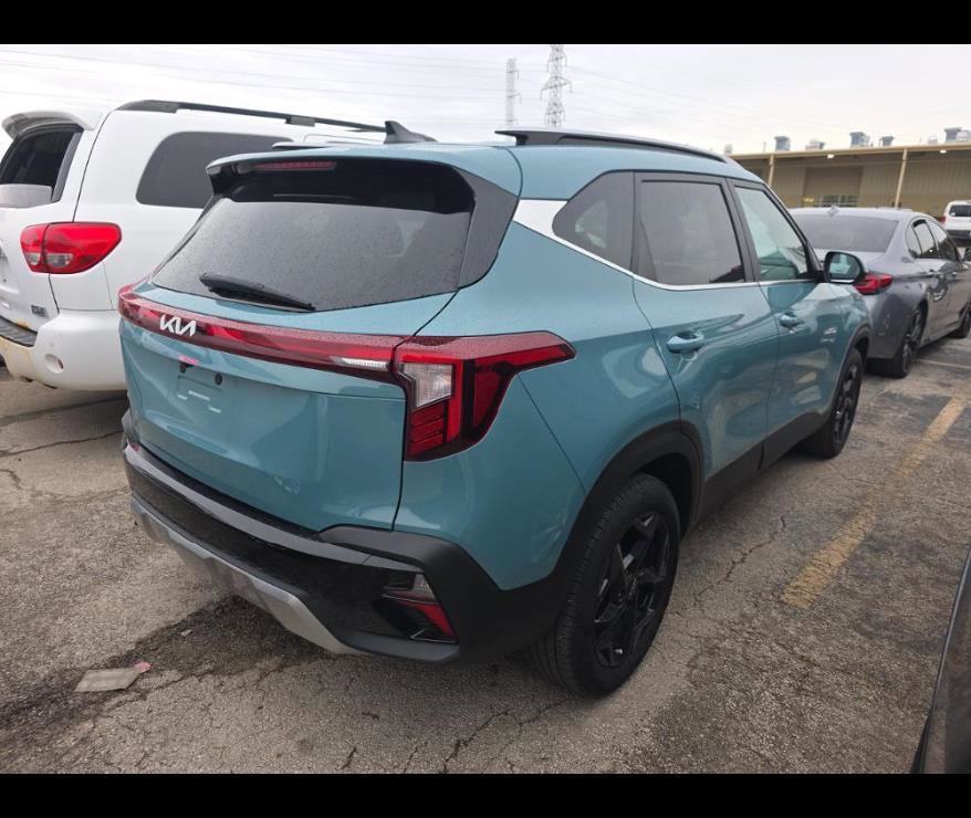 Used 2026 Kia Seltos EX w/ EX Sunroof Package FWD image 9