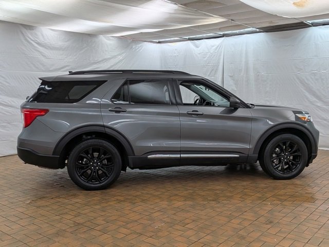 Used 2023 Ford Explorer XLT w/ Equipment Group 202A image 8