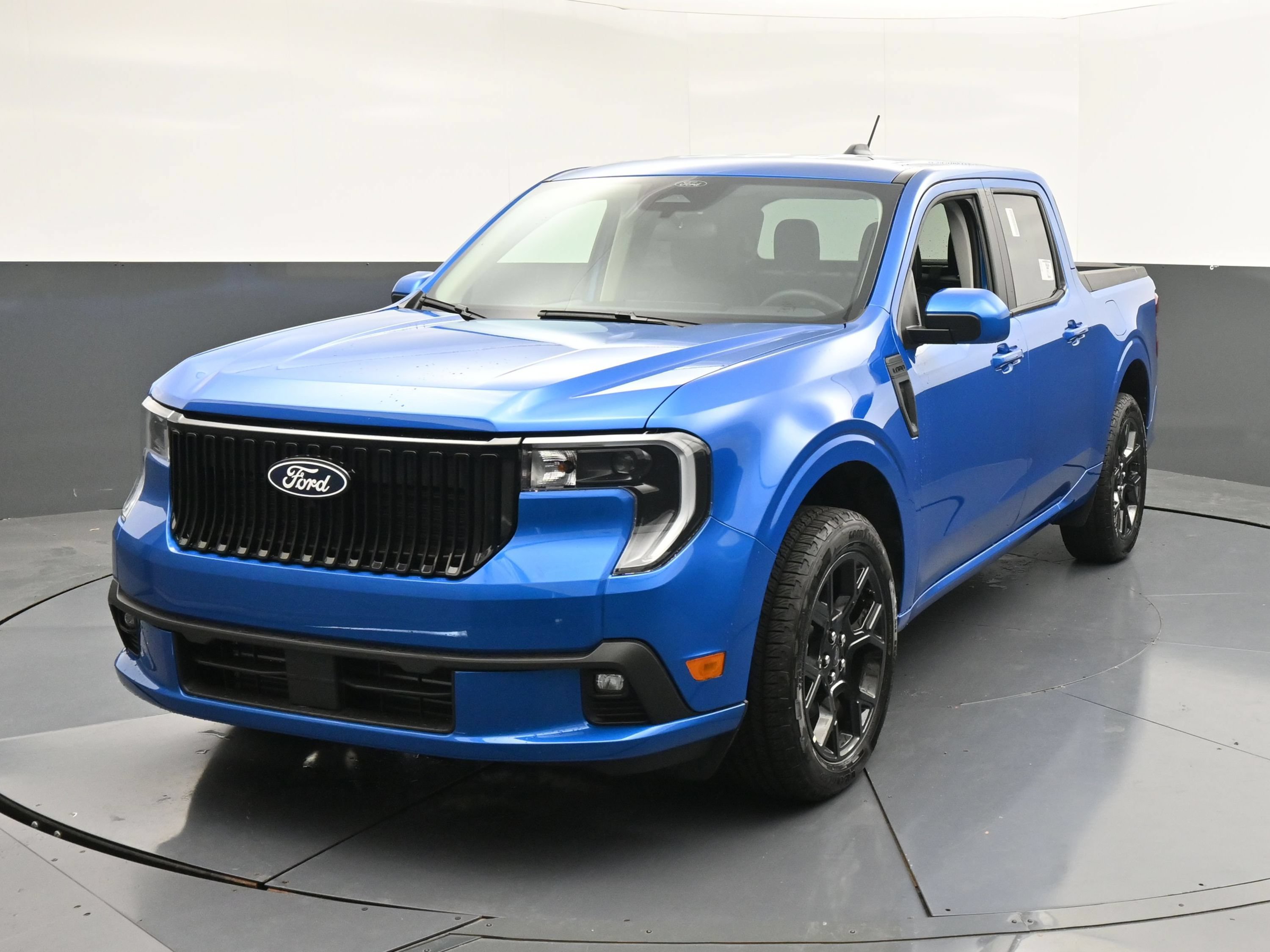 New 2026 Ford Maverick Lobo AWD/4WD image 4