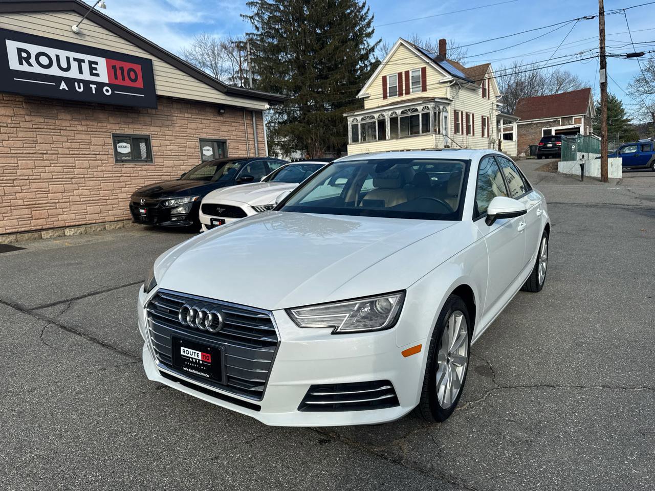 Used 2017 Audi A4 2.0T Premium w/ Convenience Package image 2