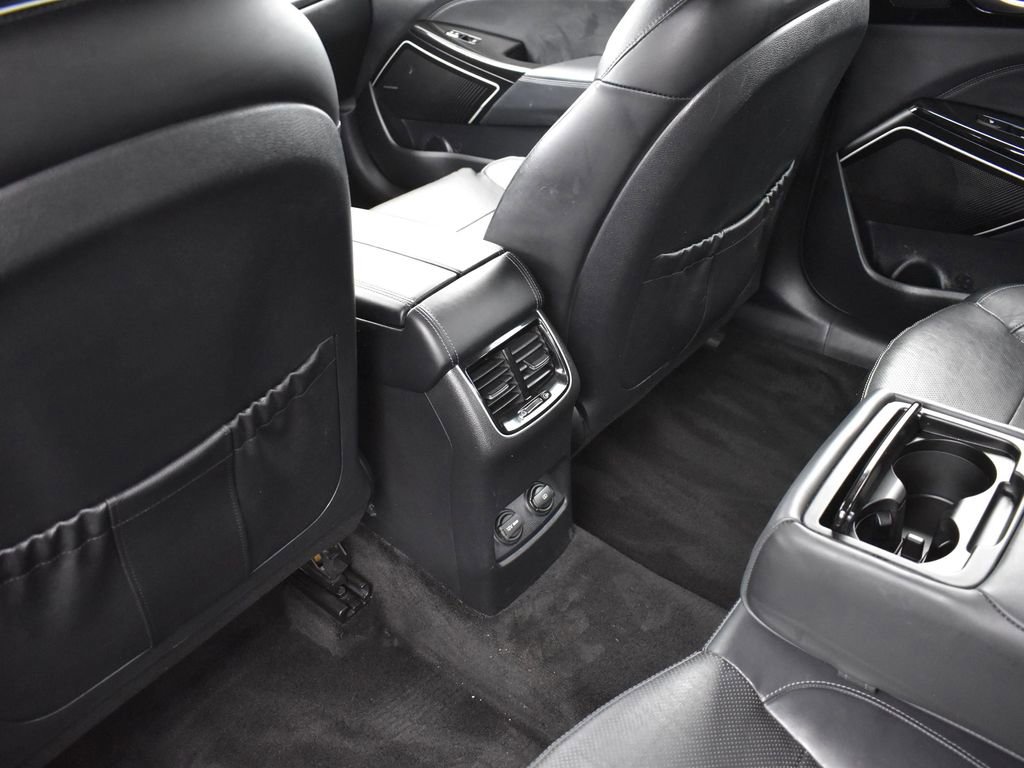 Used 2018 Kia Cadenza Limited image 29