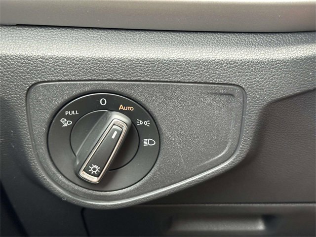 Certified 2022 Volkswagen Atlas SE w/ Panoramic Sunroof Package image 24