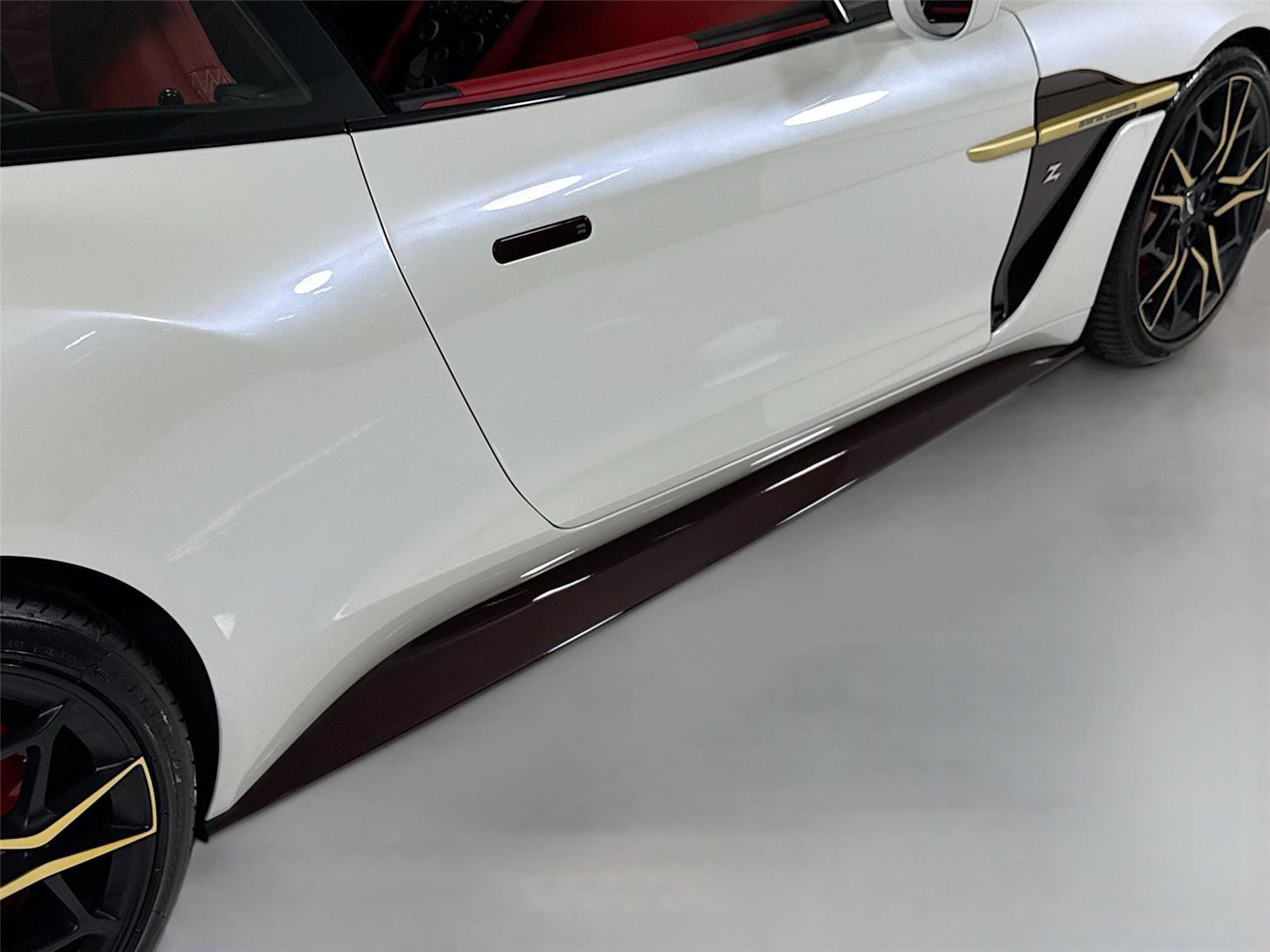 Used 2019 Aston Martin Vanquish Zagato RWD image 37