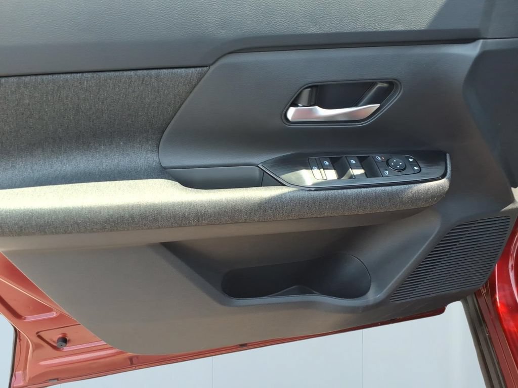New 2026 Nissan Kicks SV w/ Cold Weather Package FWD image 13