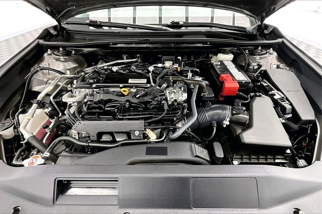 Used 2023 Toyota Camry SE image 10