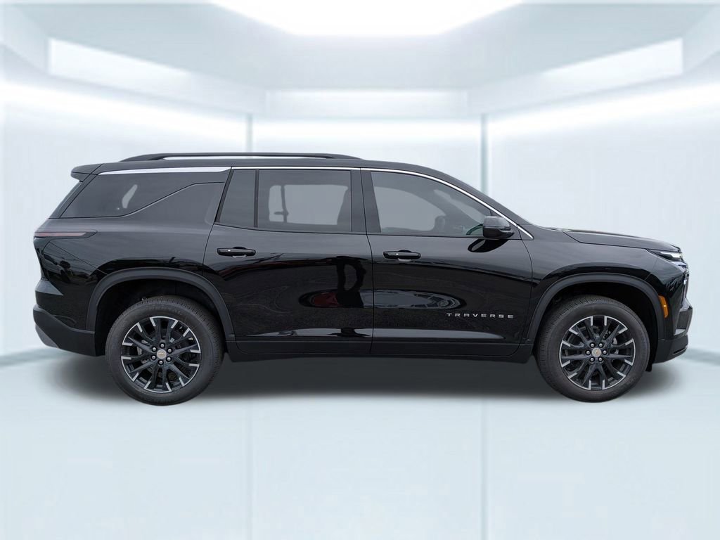New 2026 Chevrolet Traverse LT w/ Sun and Wheel Package image 7