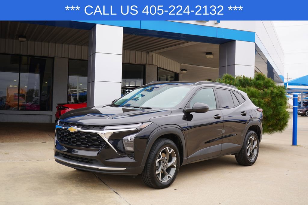 Used 2024 Chevrolet Trax LT