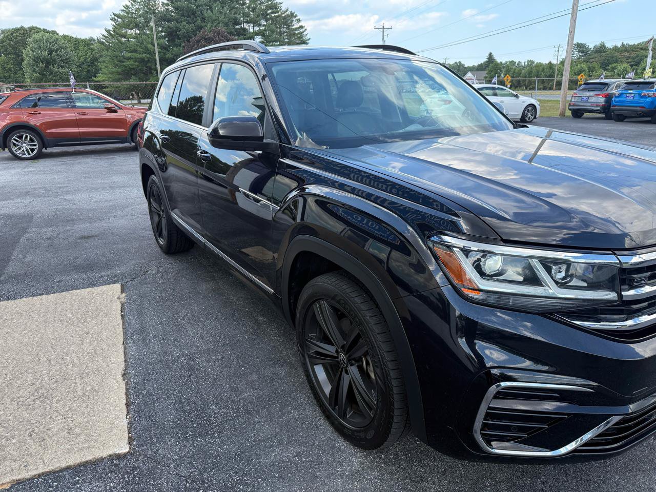 Used 2021 Volkswagen Atlas SE w/ Panoramic Sunroof Package AWD/4WD image 5
