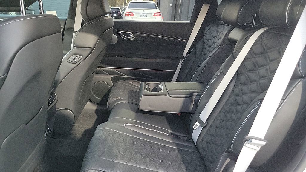 New 2025 Genesis GV80 3.5T e-SC image 21