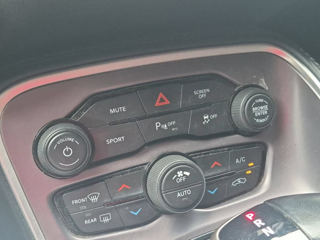 Used 2022 Dodge Challenger GT RWD image 19