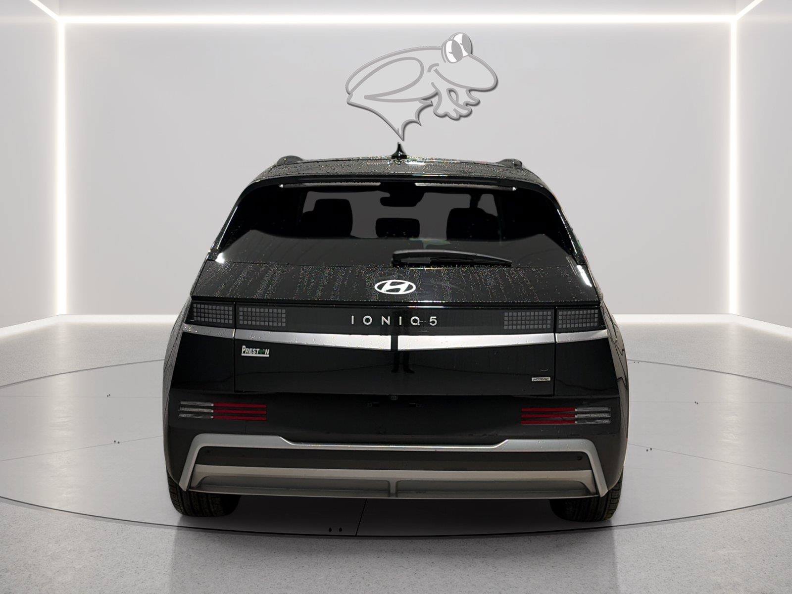 Used 2025 Hyundai Ioniq 5 SEL AWD/4WD image 4