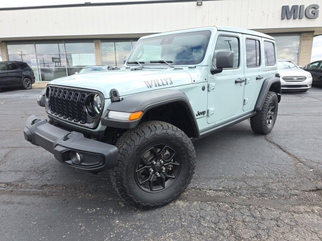 Used 2024 Jeep Wrangler Willys image 2