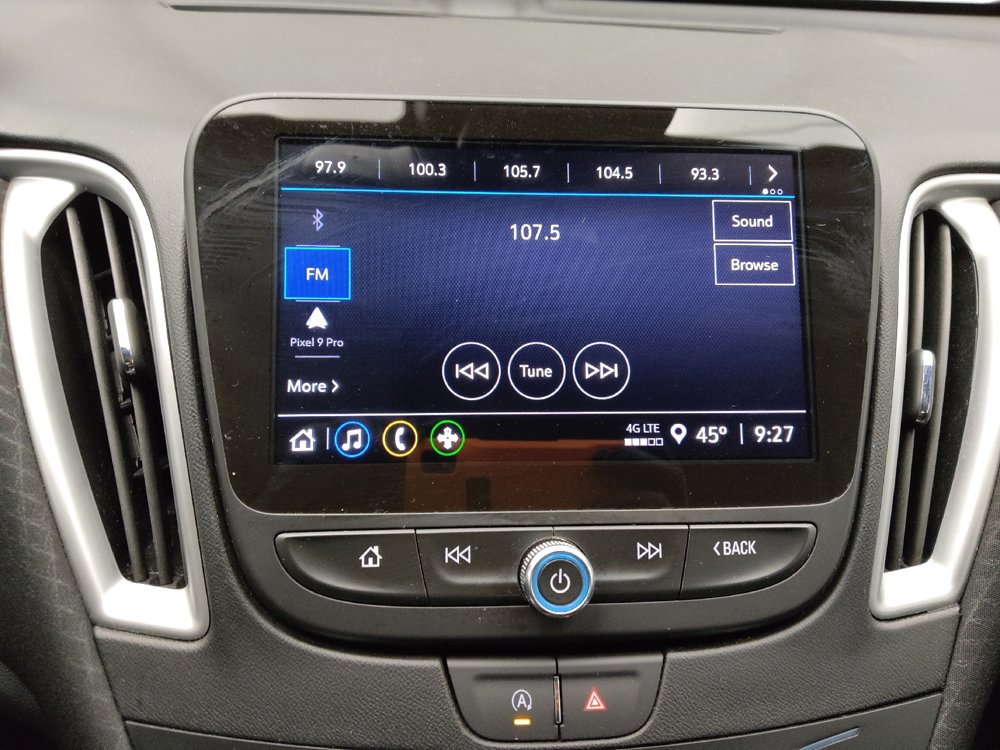 Used 2025 Chevrolet Malibu LS FWD image 25