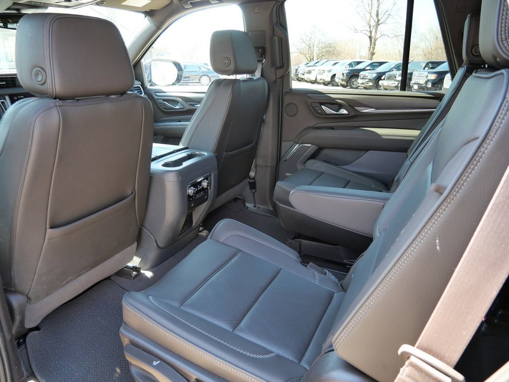 Used 2023 GMC Yukon Denali w/ Max Trailering Package AWD/4WD image 30