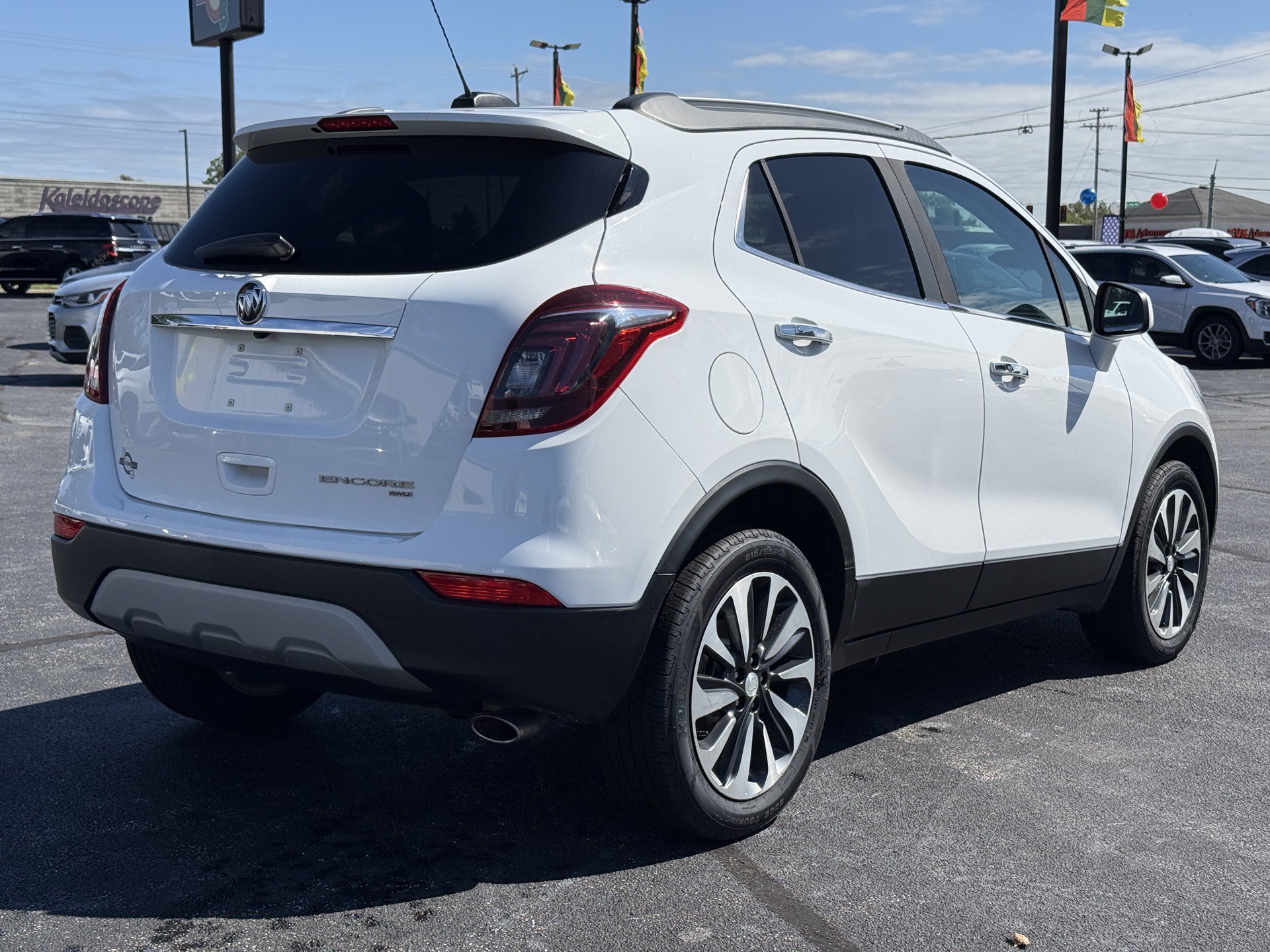 Used 2021 Buick Encore Preferred w/ Safety Package AWD/4WD image 8