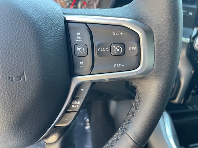 Used 2025 RAM 1500 Big Horn AWD/4WD image 18