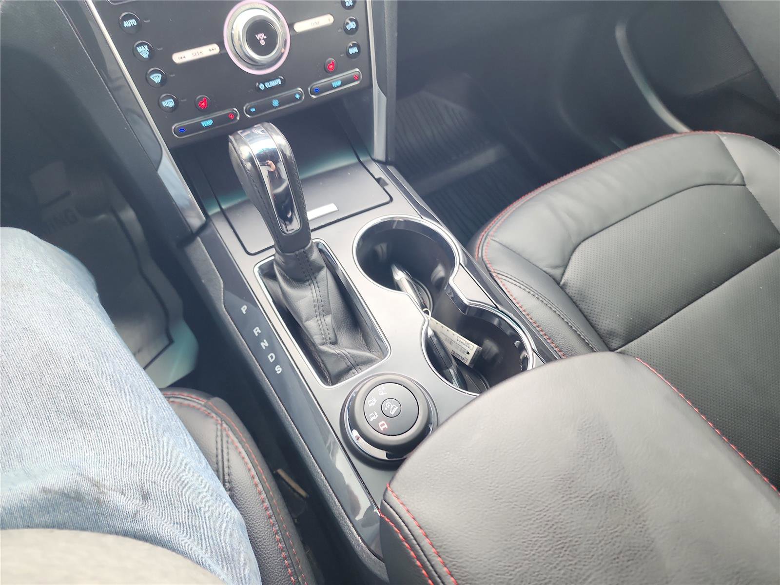 Used 2017 Ford Explorer Sport AWD/4WD image 32