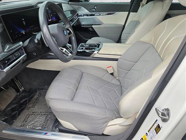 Used 2023 BMW 760i xDrive AWD/4WD image 15