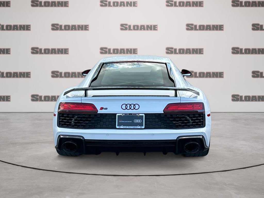Certified 2022 Audi R8 V10 performance AWD/4WD image 4