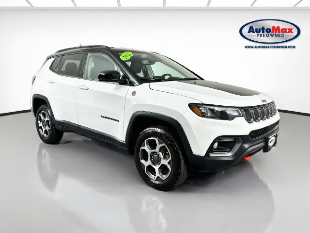 Used 2022 Jeep Compass Trailhawk w/ Trailhawk Convenience Group AWD/4WD image 1