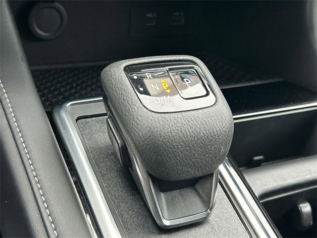 Used 2024 Nissan Pathfinder SV w/ Lighting Package (N92) image 37