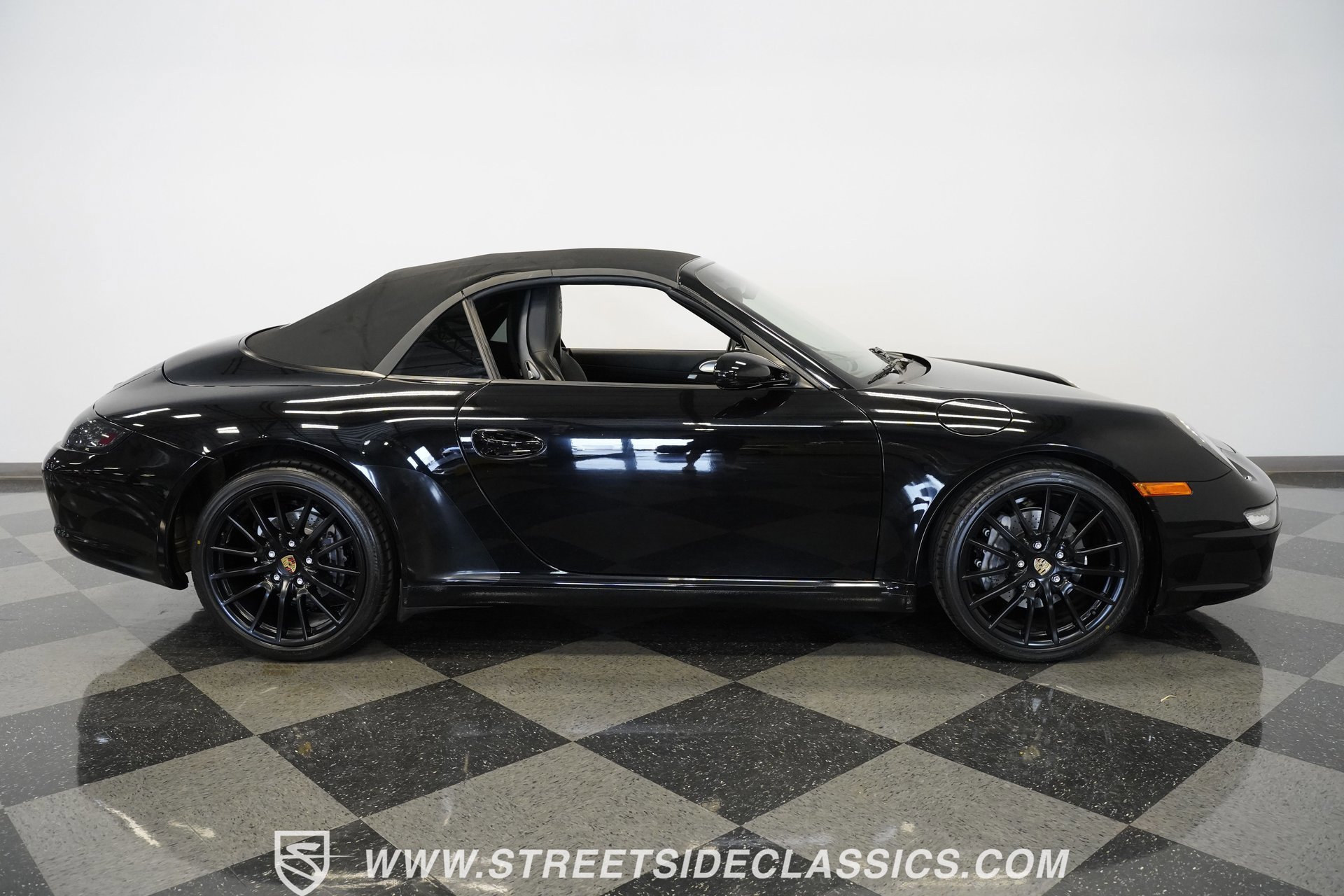 Used 2005 Porsche 911 Carrera image 38