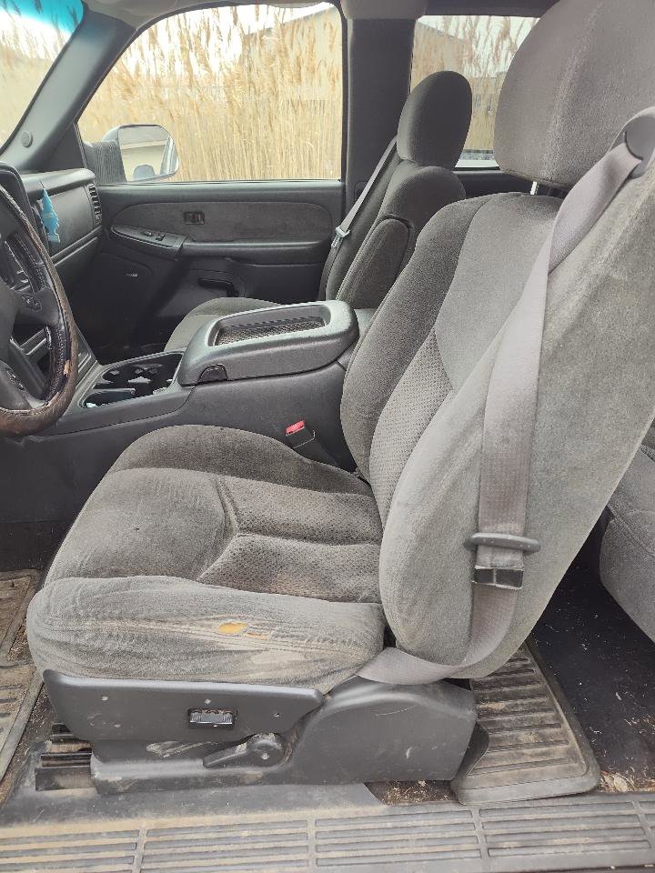 Used 2003 Chevrolet Silverado 1500 LS w/ Off-Road Package image 11