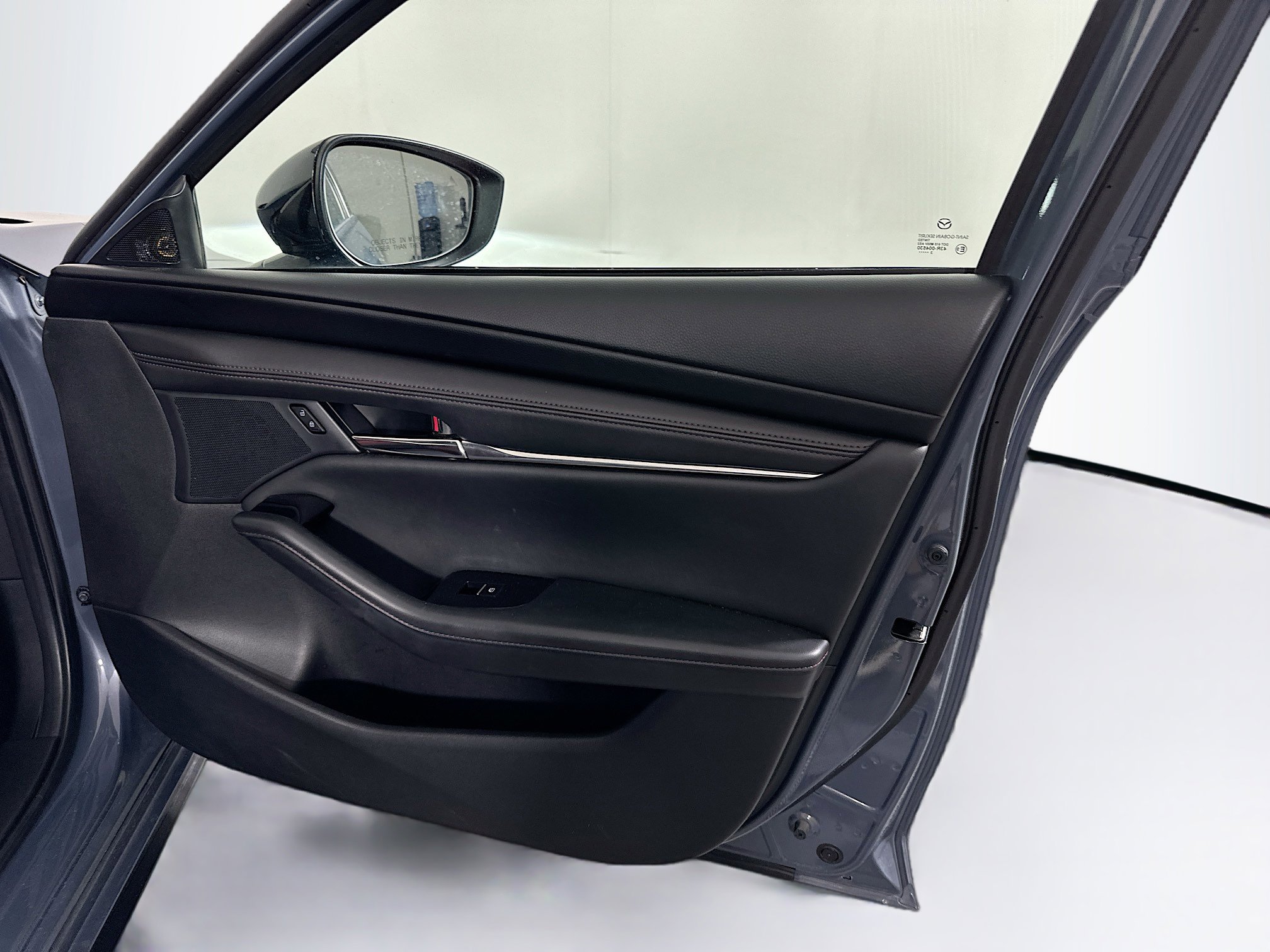 Used 2024 MAZDA MAZDA3 s image 32