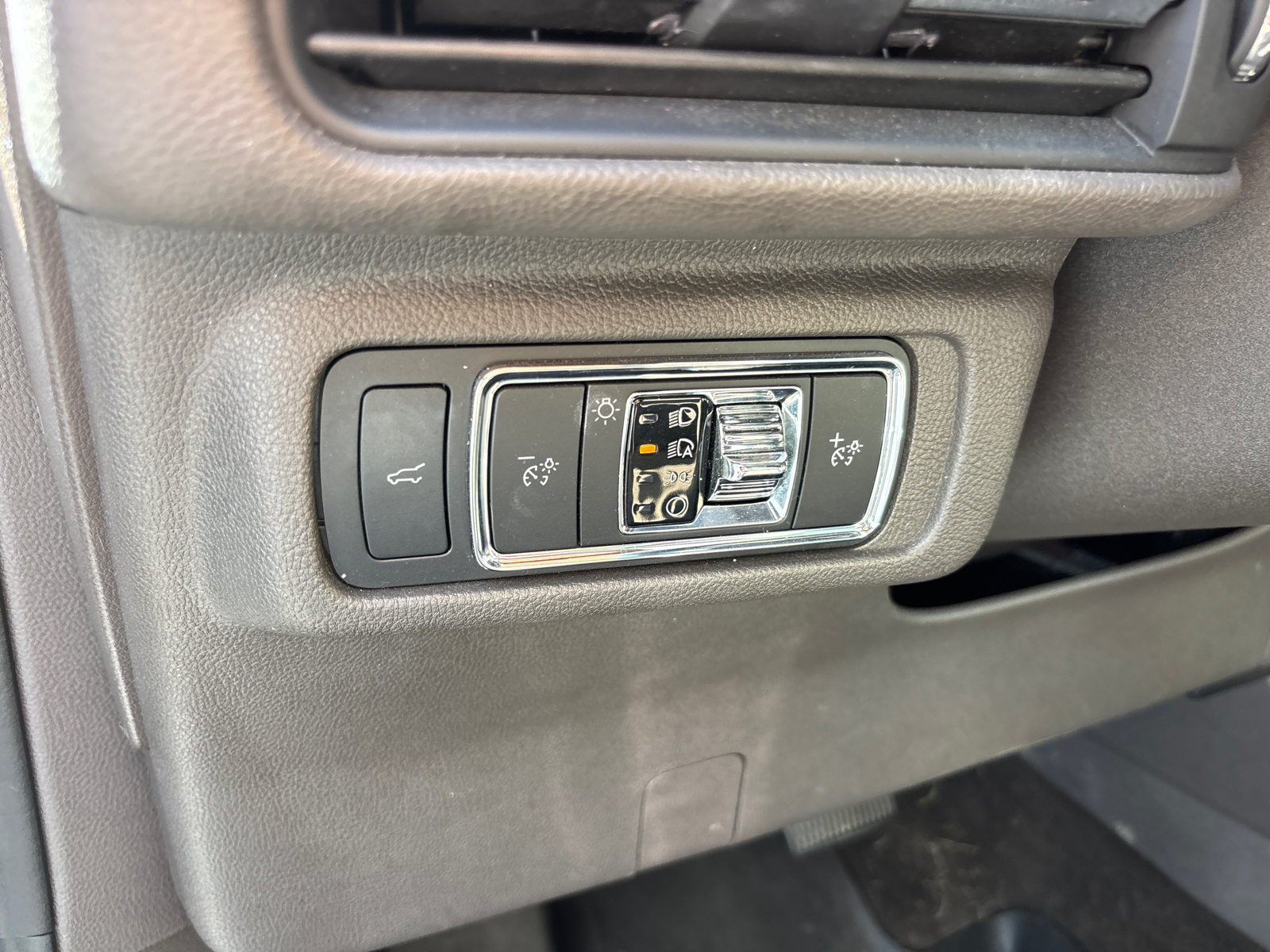 Used 2022 Lincoln Corsair Reserve FWD image 14