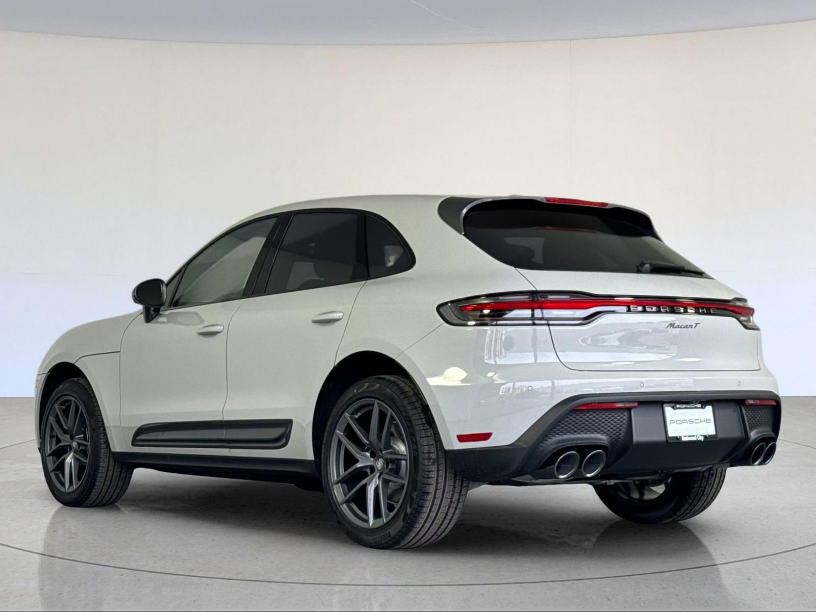 New 2026 Porsche Macan Turbo AWD/4WD image 3