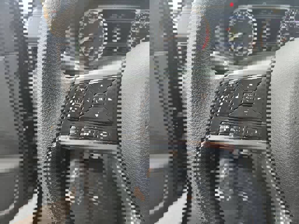 Used 2023 Nissan Sentra SV FWD image 20