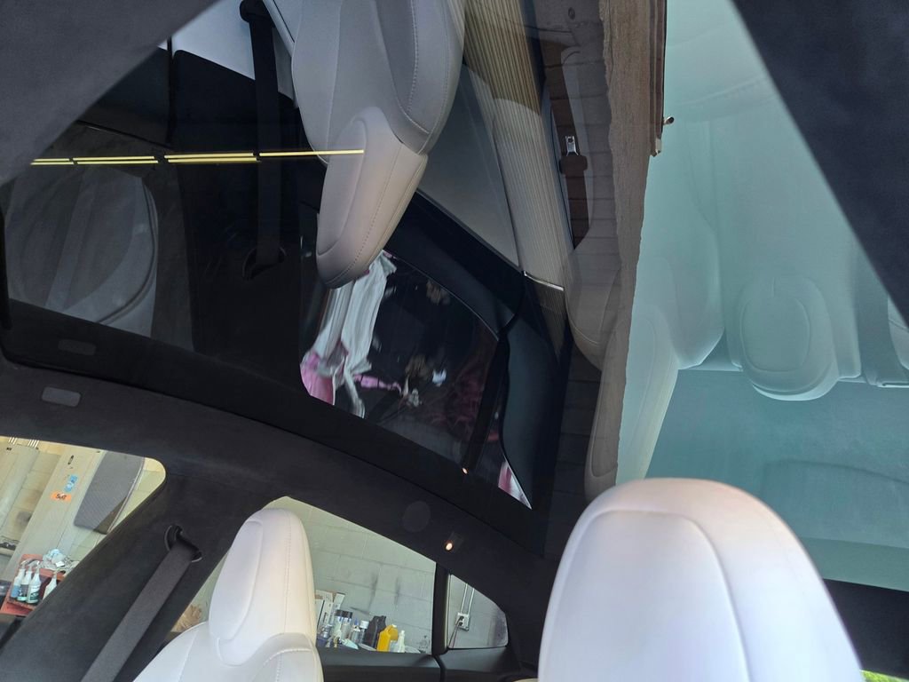 Used 2022 Tesla Model S Plaid AWD/4WD image 17