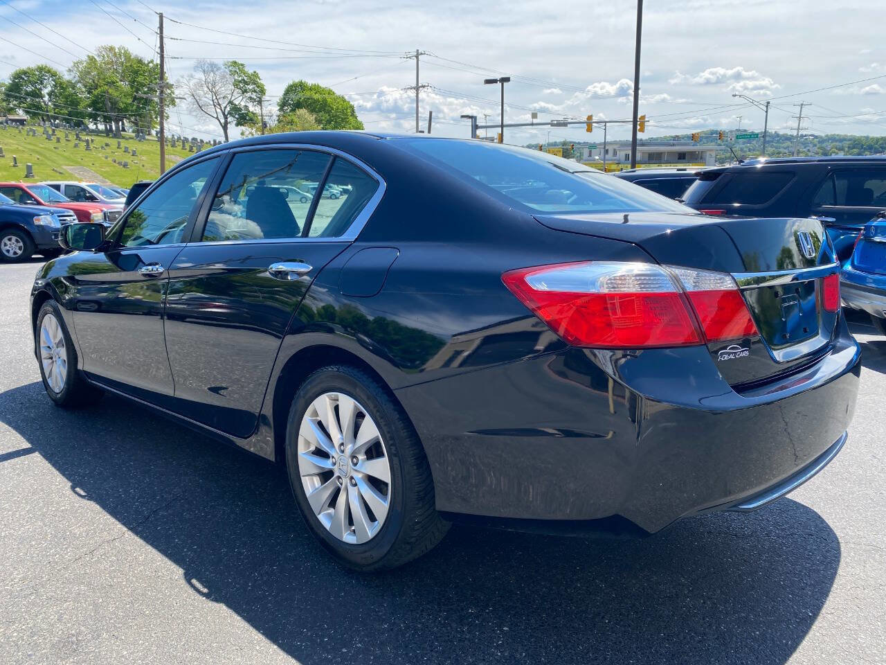 Used 2015 Honda Accord EX image 5
