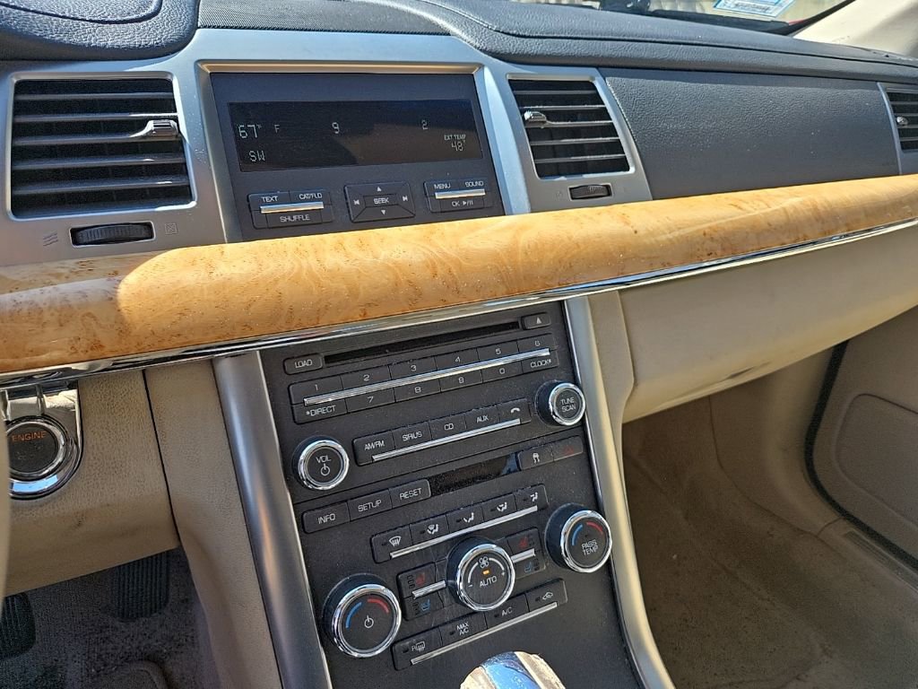 Used 2009 Lincoln MKS image 10