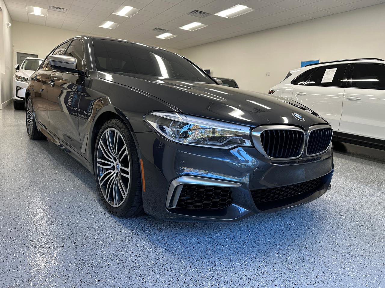 Used 2018 BMW M550i xDrive AWD/4WD image 13