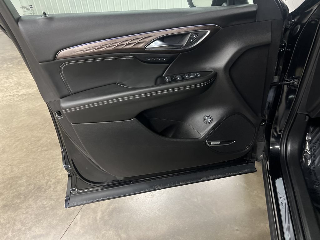 Certified 2023 Buick Envision Avenir AWD/4WD image 15