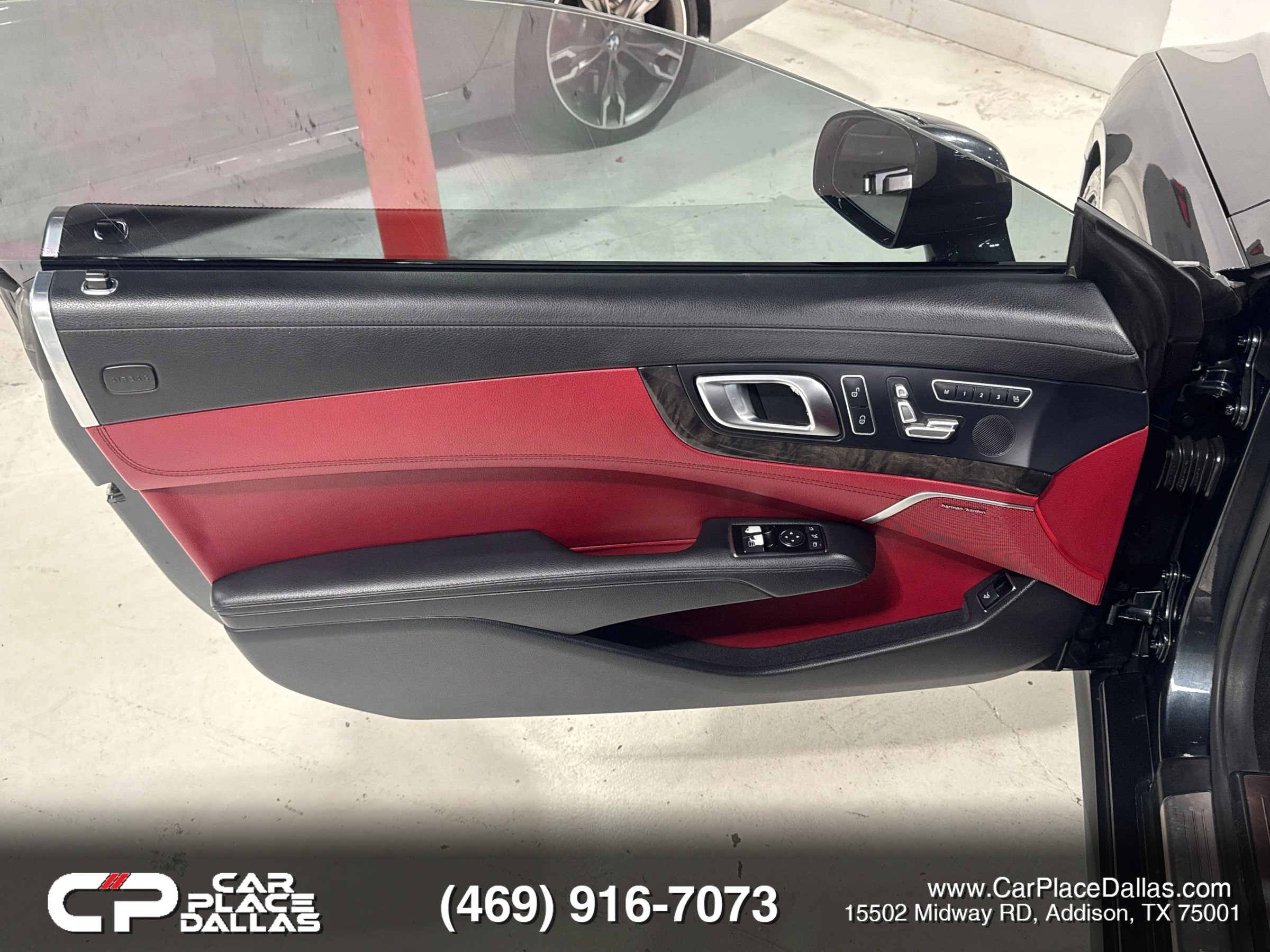 Used 2013 Mercedes-Benz SL 550 image 12