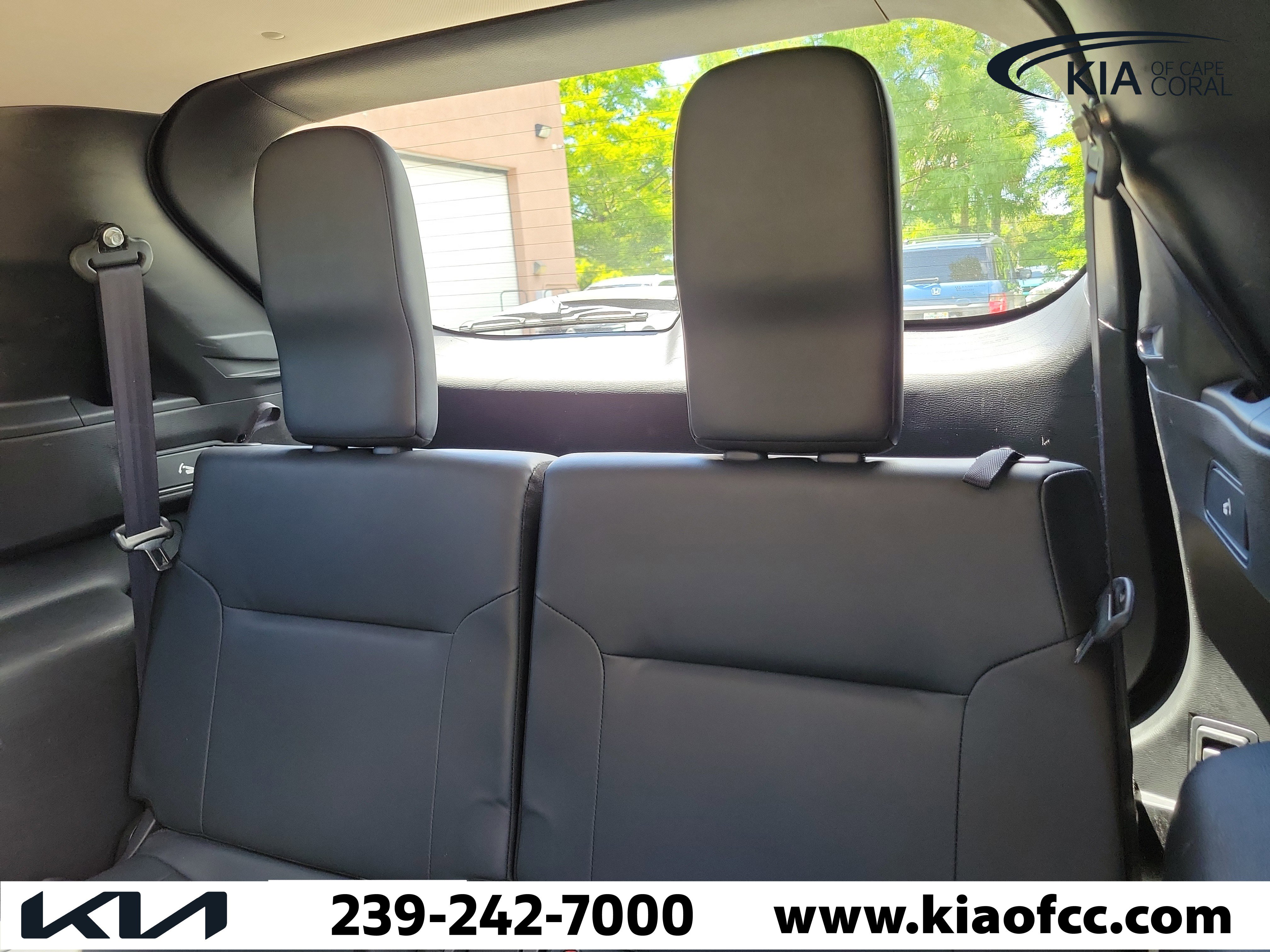 Used 2024 Mitsubishi Outlander SE Black Edition FWD image 17