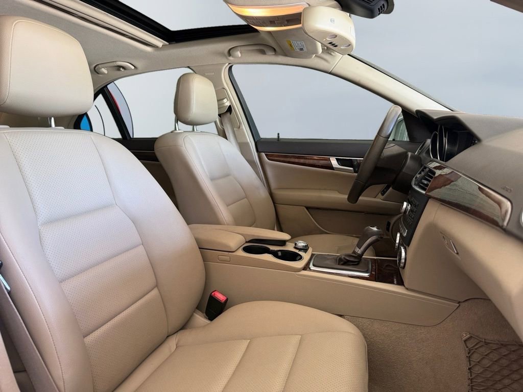 Used 2014 Mercedes-Benz C 250 Sedan w/ Premium 1 Package image 19