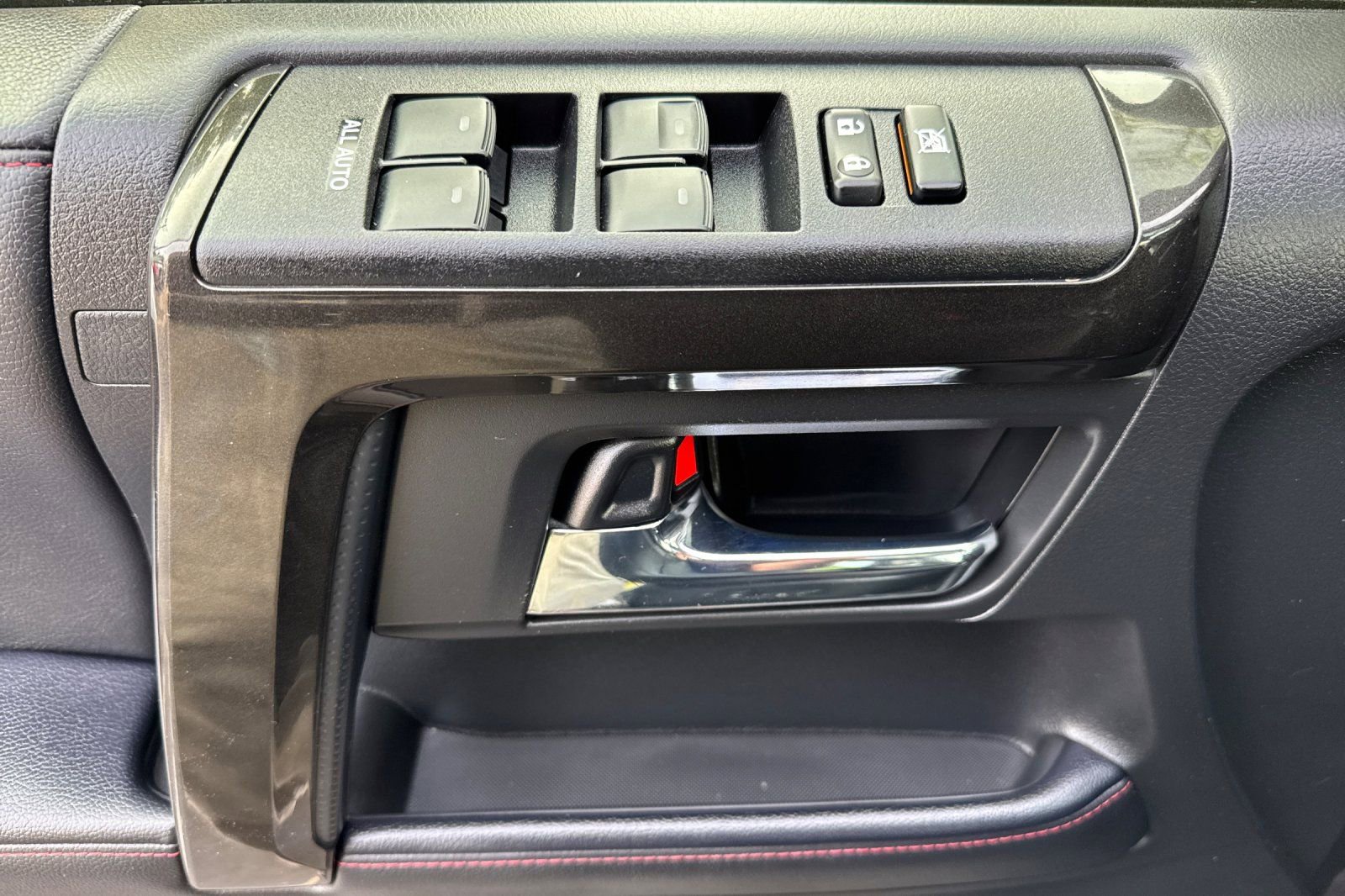 Used 2023 Toyota 4Runner TRD Off-Road Premium w/ Off Road Premium Plus Package image 11