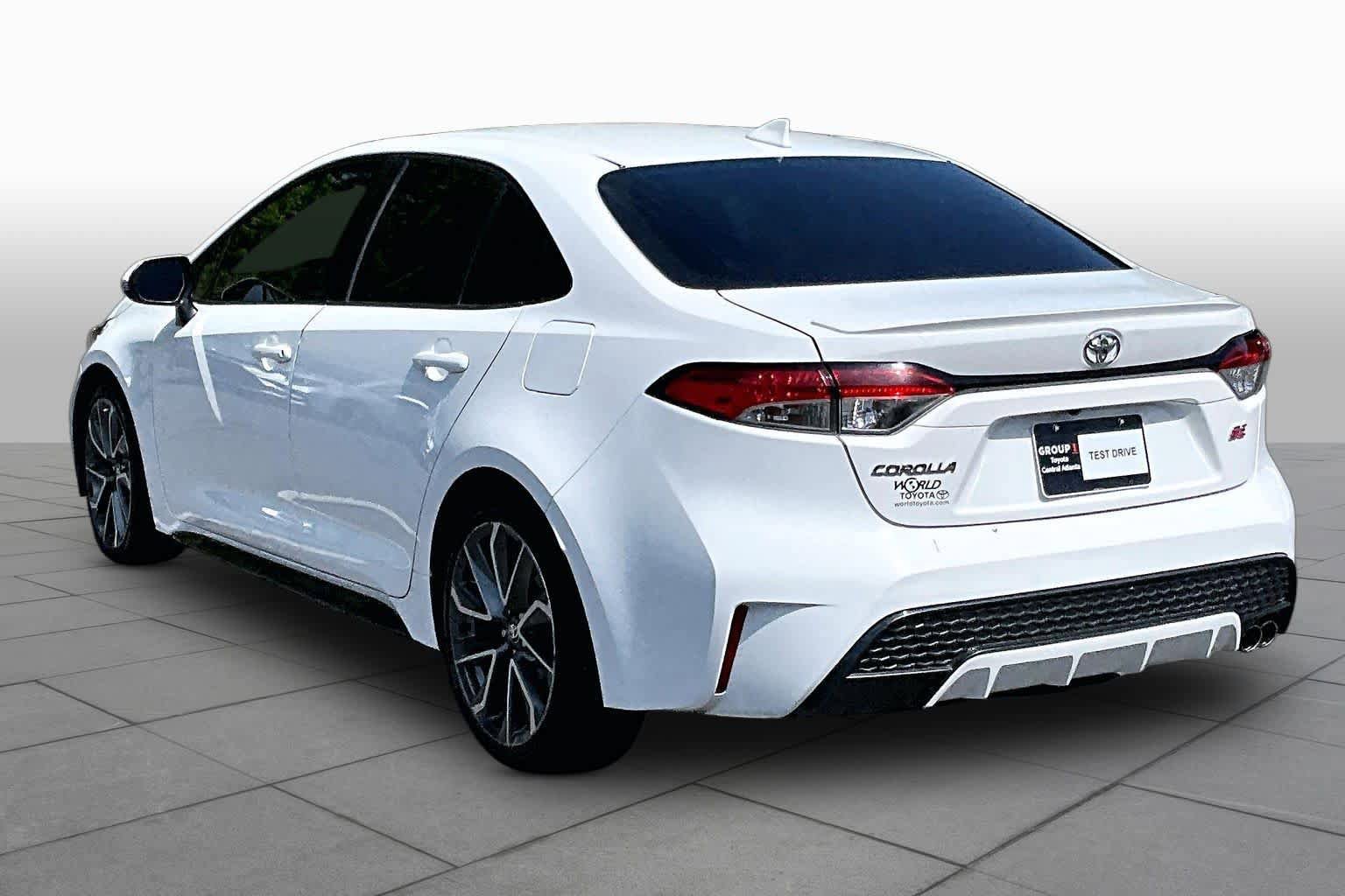 Used 2021 Toyota Corolla SE FWD image 11