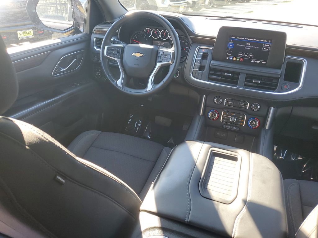 Used 2023 Chevrolet Suburban LS image 10