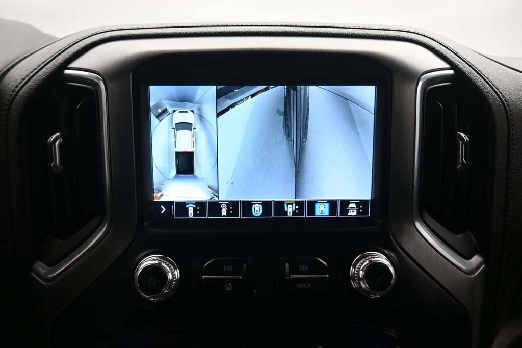 Used 2023 GMC Sierra 2500 Denali w/ Denali Black Diamond Edition AWD/4WD image 28
