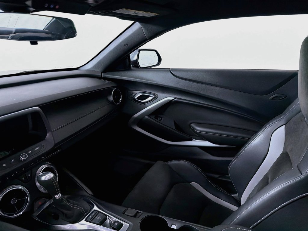 Used 2023 Chevrolet Camaro SS RWD image 21