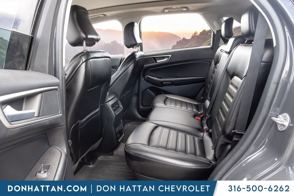 Used 2021 Ford Edge SEL w/ Convenience Package image 16