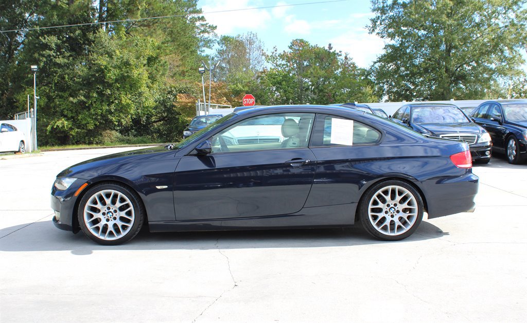 Used 2009 BMW 328i Coupe RWD image 4