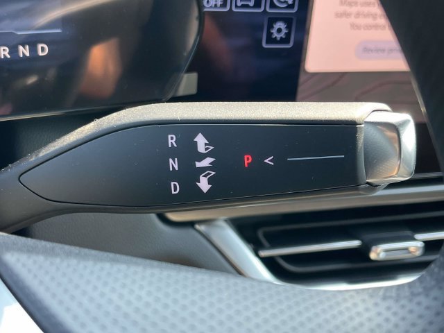 New 2026 Chevrolet Equinox EV LT FWD image 15