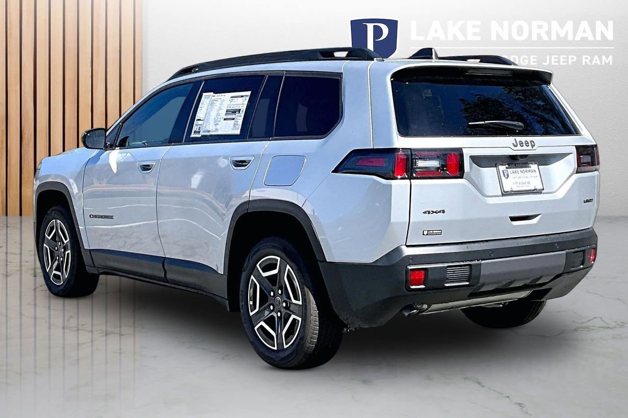 New 2026 Jeep Cherokee Laredo AWD/4WD image 7