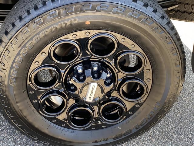 Used 2024 Ford F350 Lariat w/ Sport Appearance Package AWD/4WD image 32