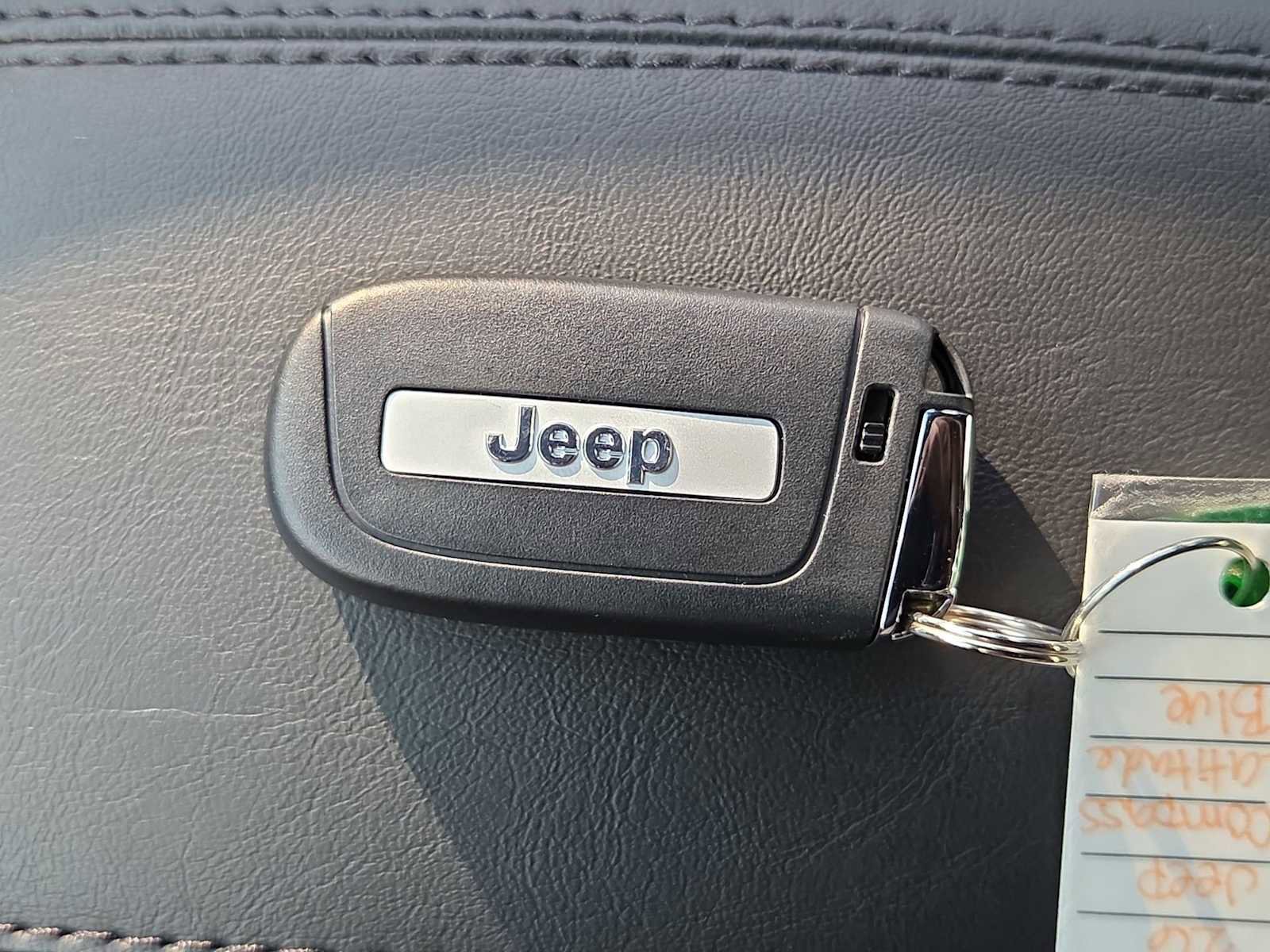 New 2026 Jeep Compass Latitude image 34